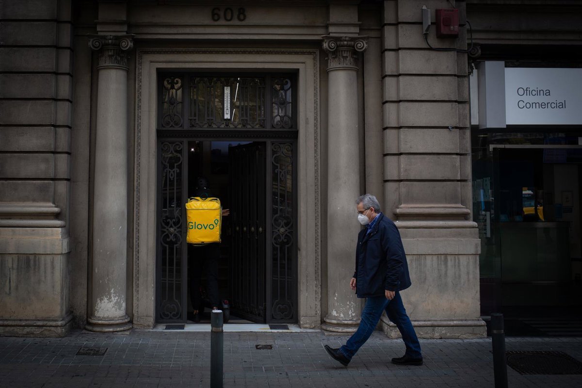 Glovo informa sobre un ERE que impactará a 750 repartidores y reducirá su actividad en más de 60