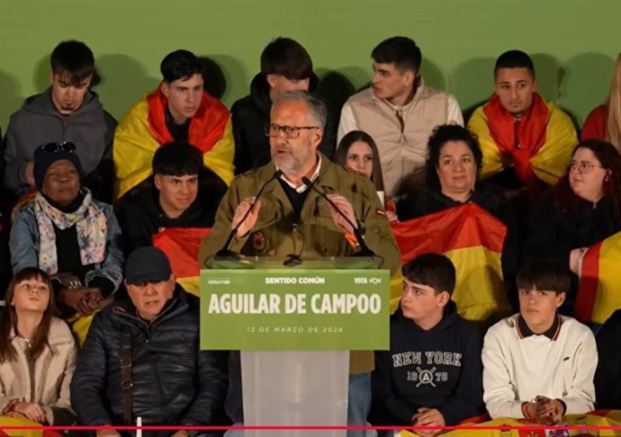 Pollán (Vox) responsabiliza al bipartidismo europeo del cierre de la azucarera y de los ataques