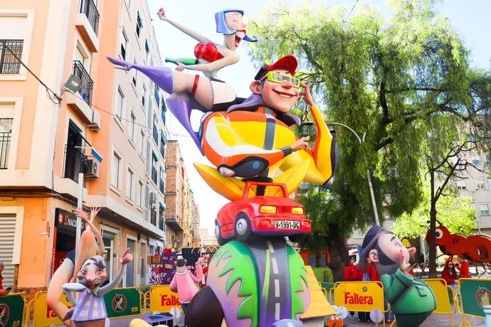 El Rajolar y Plaça de Lepanto ganan por segundo año el primer premio de Fallas en Benetússer.
