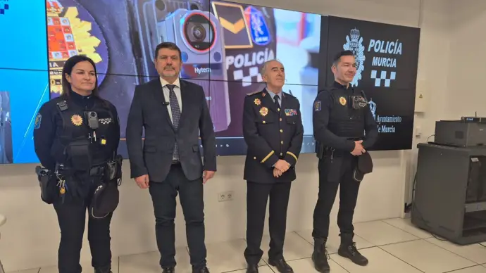 La Policía Local de Murcia implementará cámaras unipersonales en Semana Santa y Fiestas de