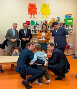 Moreno informa que las escuelas infantiles públicas serán gratuitas para niños de un año desde