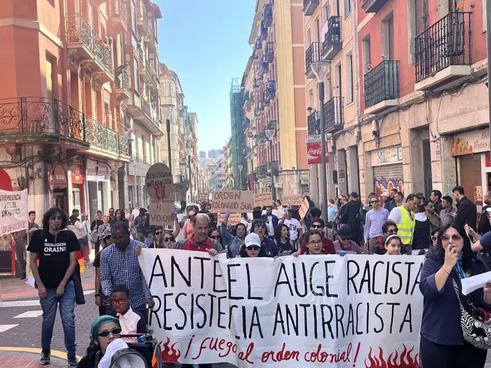 Antirracistas en Bilbao alertan sobre el crecimiento del fascismo y su impunidad debido a la