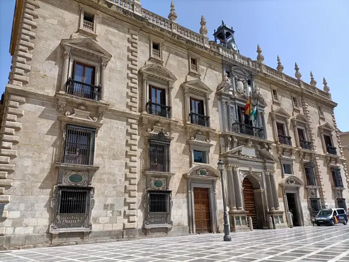 Condena de tres años y medio a un hombre por intentar matar a quien le reprendió por insultar a