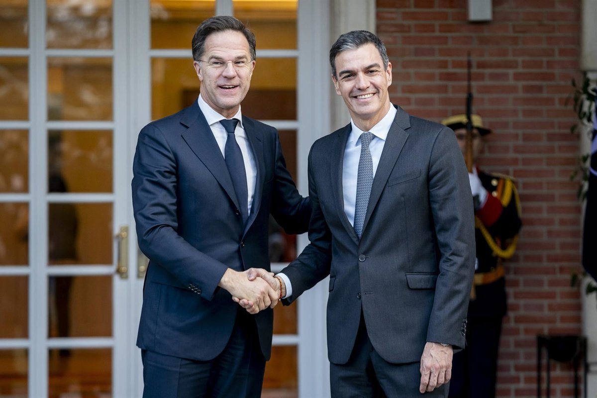 Rutte destaca el logro de España al alcanzar el 2% del PIB en defensa, pero anticipa más