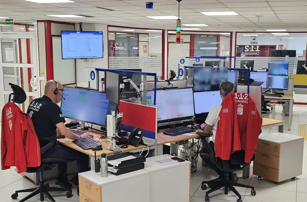 Cuatro personas resultan heridas, una de ellas de gravedad, en un accidente entre coches en Antigua