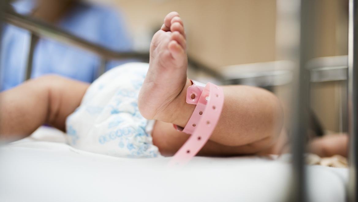 La Comunidad de Madrid aumenta a 121 millones de euros la inversión en ayudas por gestación y