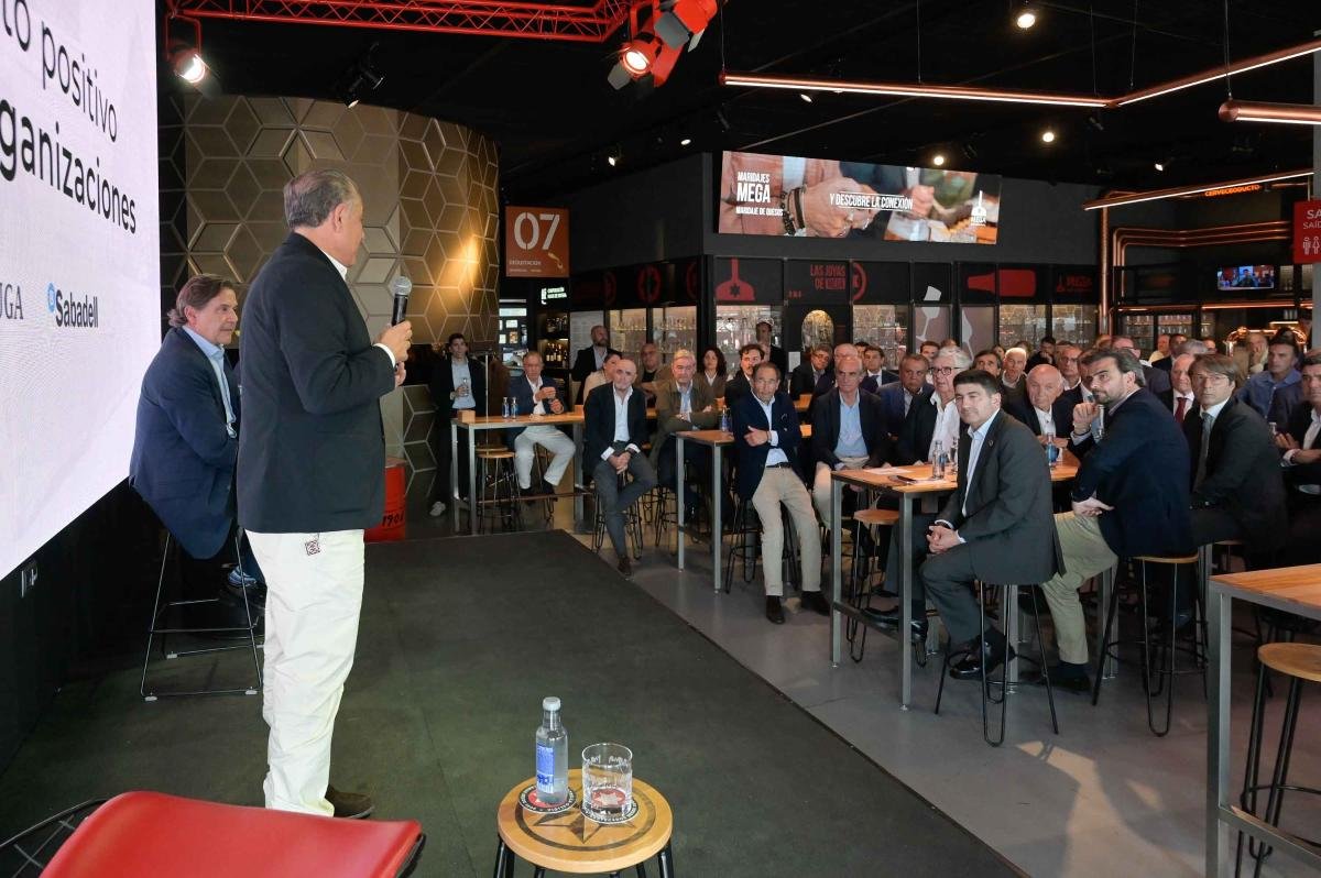 Diego Calvo y Miguel Corgos participan en La Coruña en el encuentro 'Impacto positivo en las