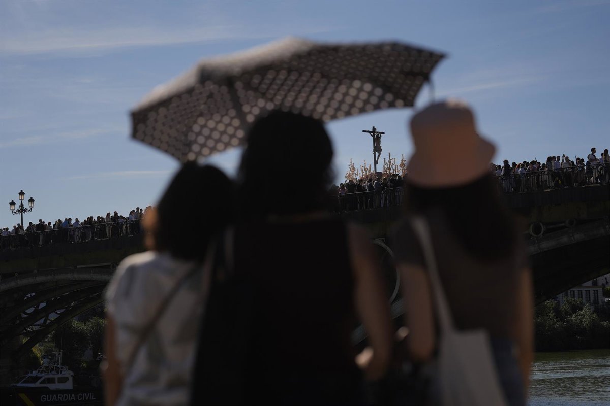 La hostelería andaluza considera la Semana Santa de Málaga como "buena", aunque con un gasto