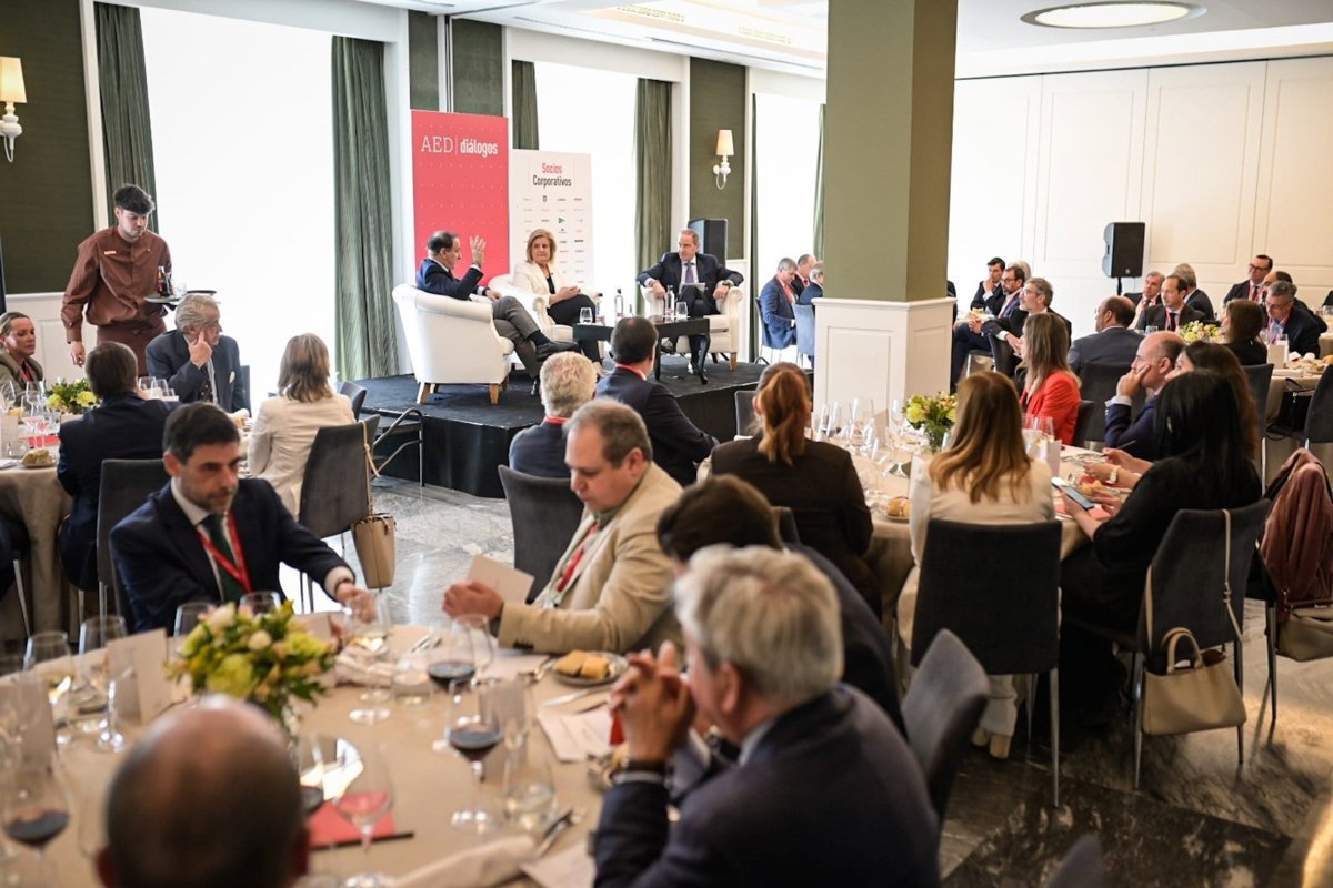 ceoe y cea resaltan el dinamismo económico de andalucía como la segunda comunidad en empresas