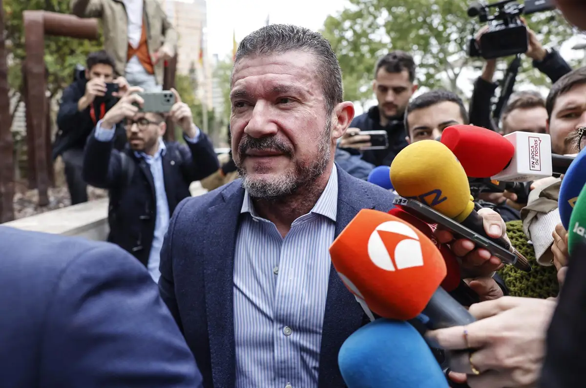 La jueza llama a tres testigos para esclarecer si Argüeso conocía el ofrecimiento de agentes