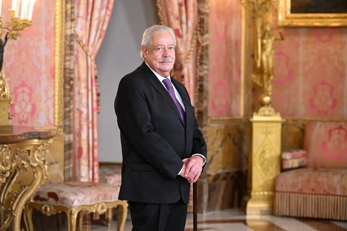 Los Reyes asistirán este jueves a la entrega del Premio Cervantes a Gonzalo Celorio, quien