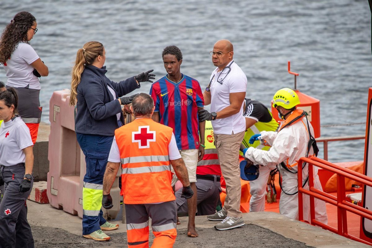 La Rioja justifica su labor en la atención a menores ante una oposición que exige más recursos y