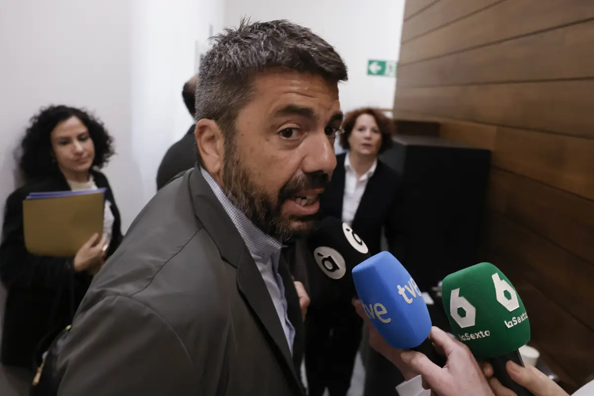 El Congreso interrogará al conductor de Mazón y al ex jefe de Bomberos de Valencia este lunes